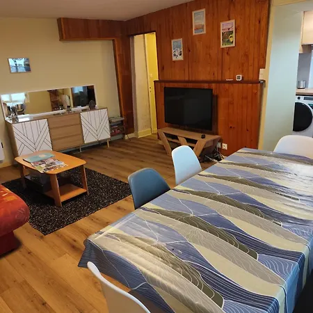 Holiday home Maison Avec Vue Magnifique La Tour-d'Auvergne